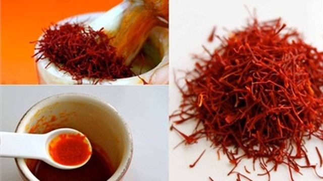 chua_mat_ngu_nhuy_hoa_nghe_tay