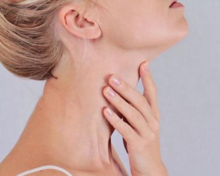 chua_viem_hong_bang_re_quat