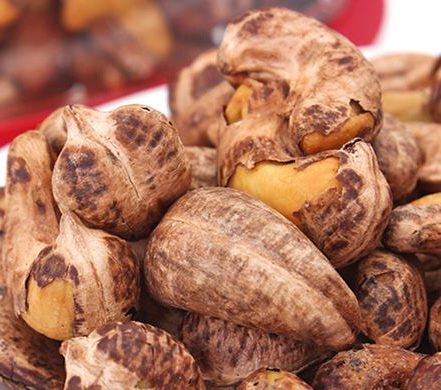 Hạt điều rang muối còn vỏ lụa